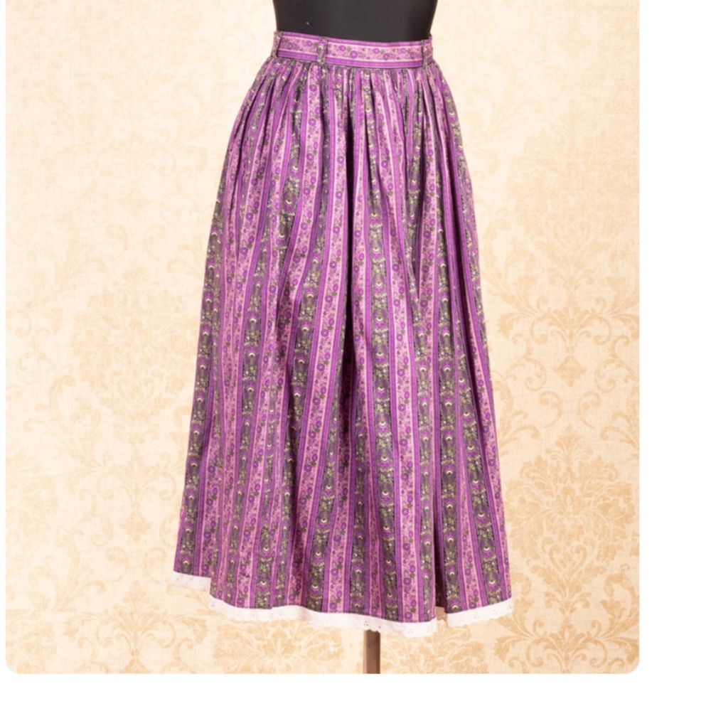 Vintage purple German skirt, size XXS (offers welcome)